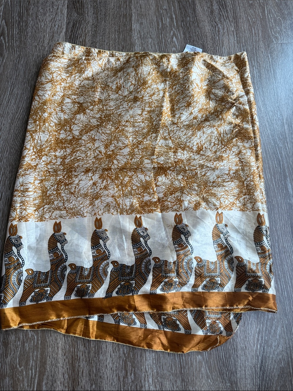 Vintage Cynthia Mehra 100% Silk Camel Print Scarf - Picture 1 of 5